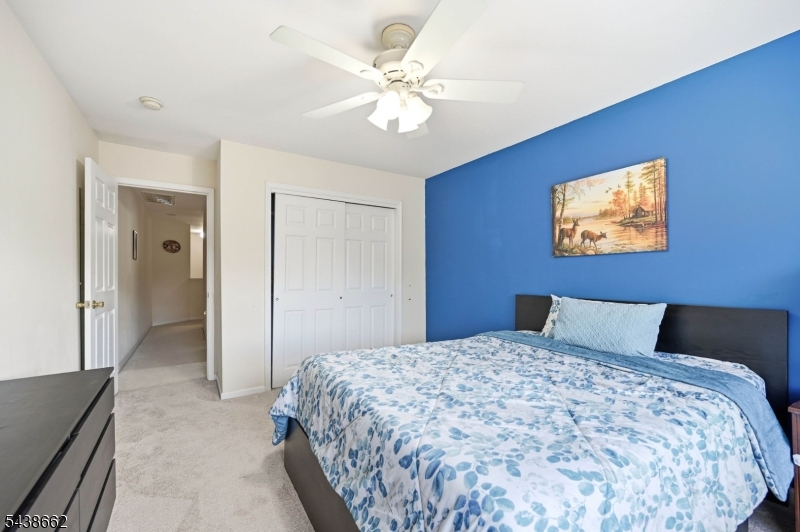 Roseland Green - Residential Lease