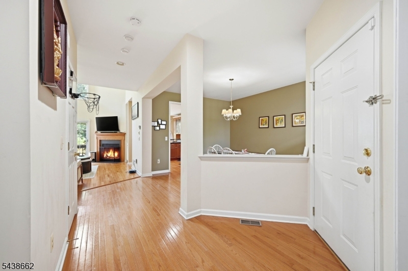 Roseland Green - Residential Lease
