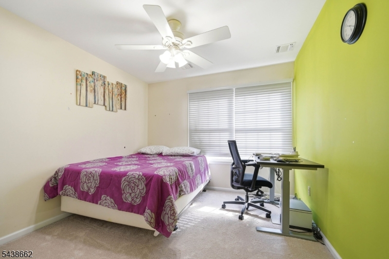 Roseland Green - Residential Lease