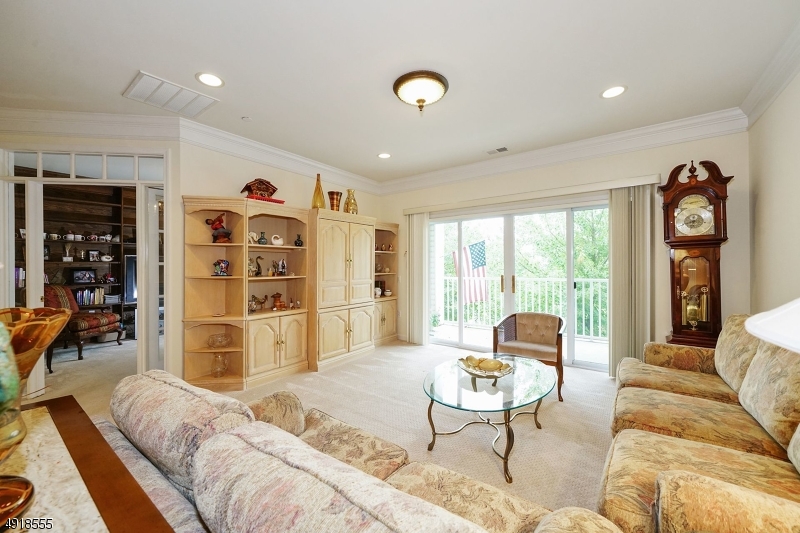 SOMERSET RUN - Residential
