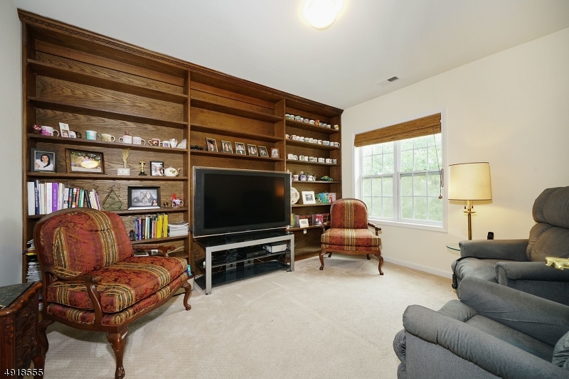 SOMERSET RUN - Residential