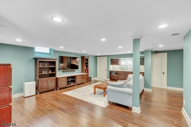 Hartshorn - Residential