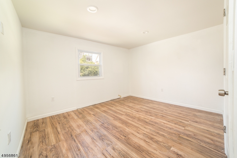 Pleasant Valley Lakes - Residential