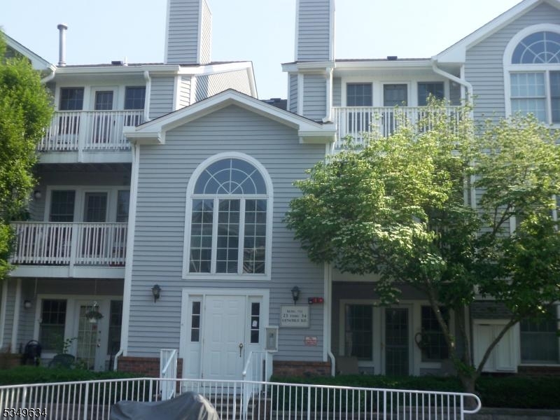 Montville Chase - Residential Lease