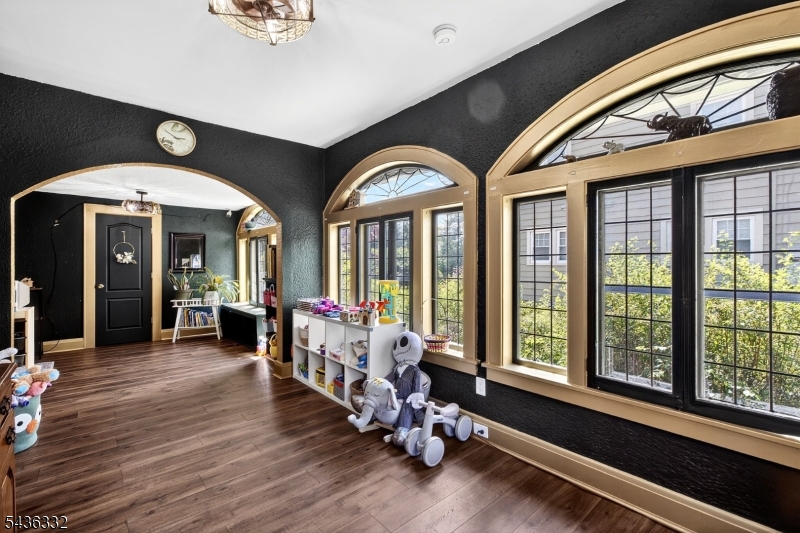 Near Sleepy Hollow - Residential