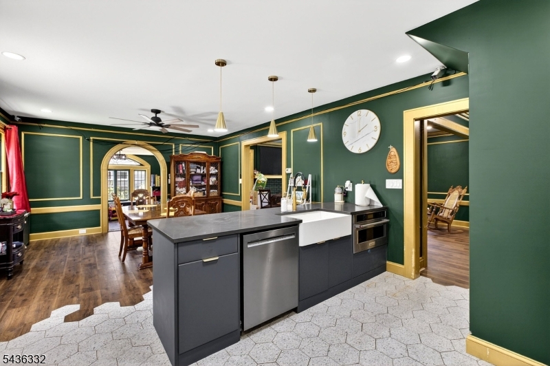 Near Sleepy Hollow - Residential