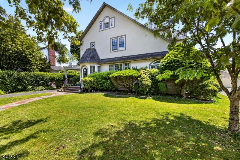 Near Sleepy Hollow - Residential