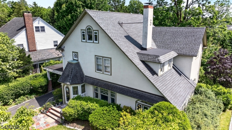 Near Sleepy Hollow - Residential