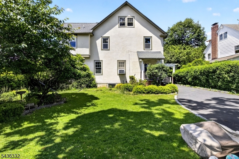 Near Sleepy Hollow - Residential
