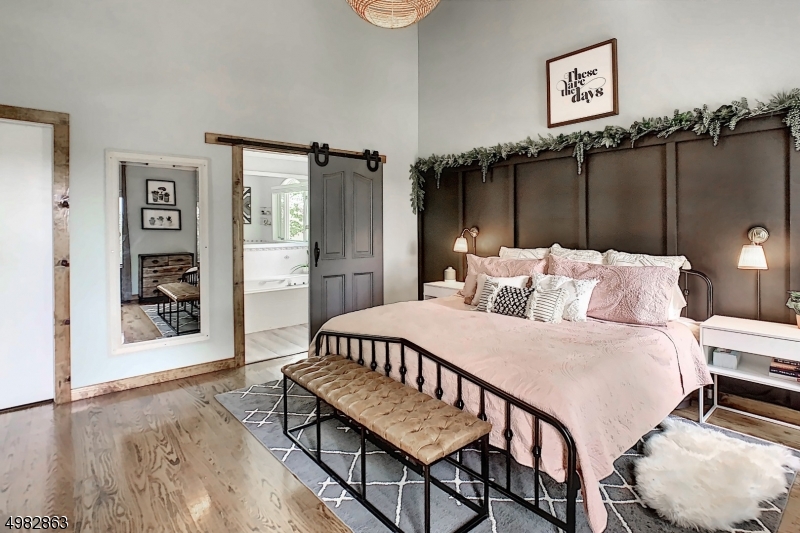 White Meadow Lake - Residential