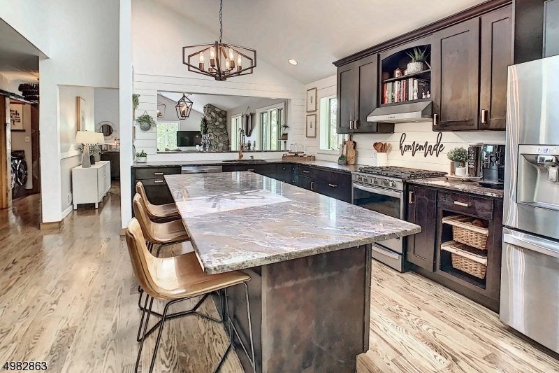 White Meadow Lake - Residential