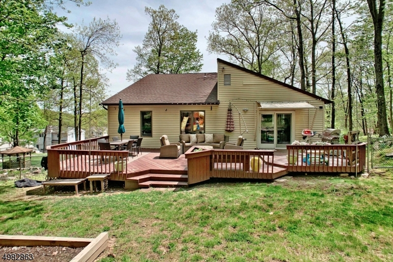 White Meadow Lake - Residential