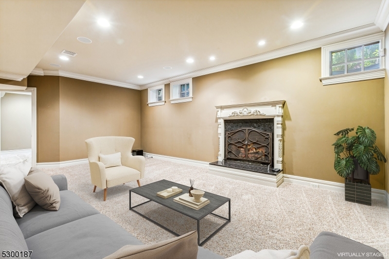Rolling Hill Association - Residential