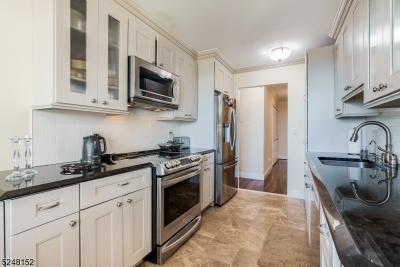 Claridge 2 - Residential