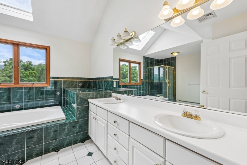 HIGH RIDGE ESTATES - Residential