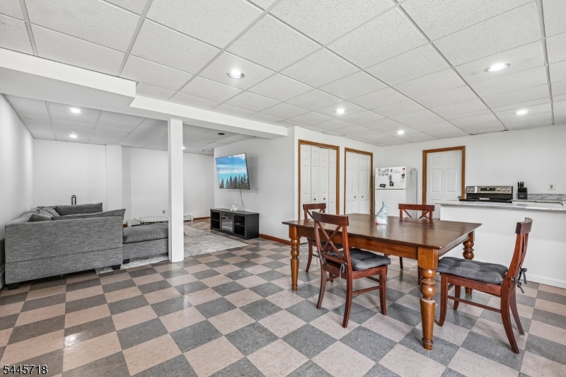 HIGH RIDGE ESTATES - Residential