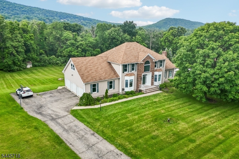 HIGH RIDGE ESTATES - Residential