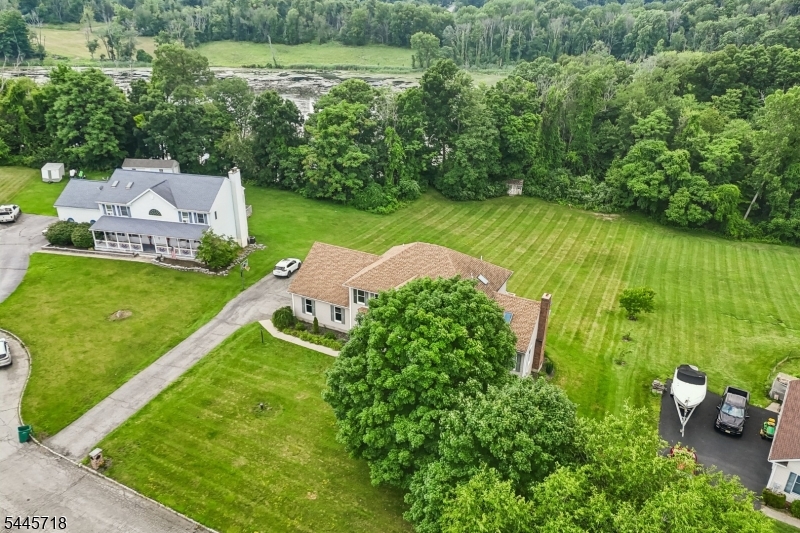 HIGH RIDGE ESTATES - Residential