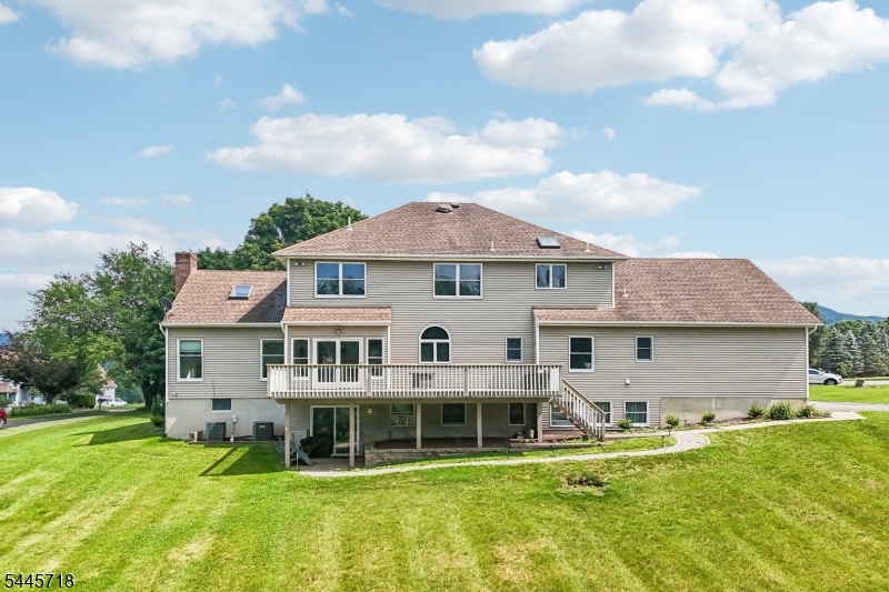 HIGH RIDGE ESTATES - Residential