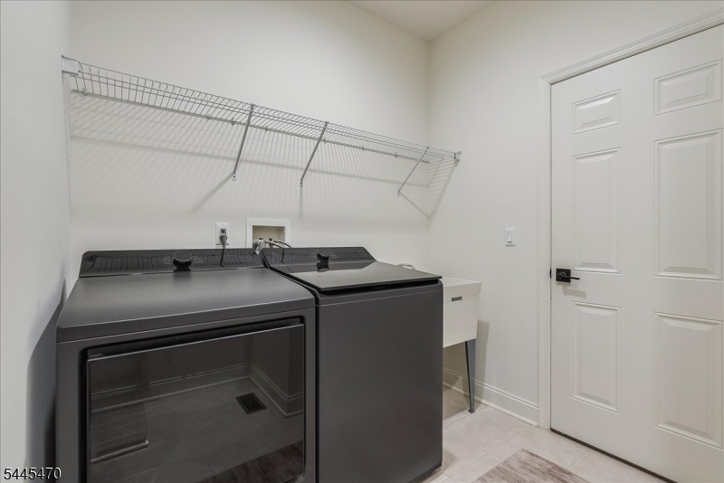 Inverness/Crystal Springs - Residential