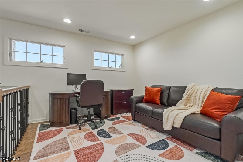 Inverness/Crystal Springs - Residential
