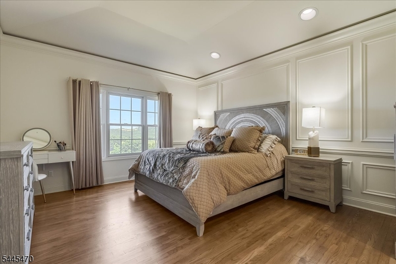 Inverness/Crystal Springs - Residential