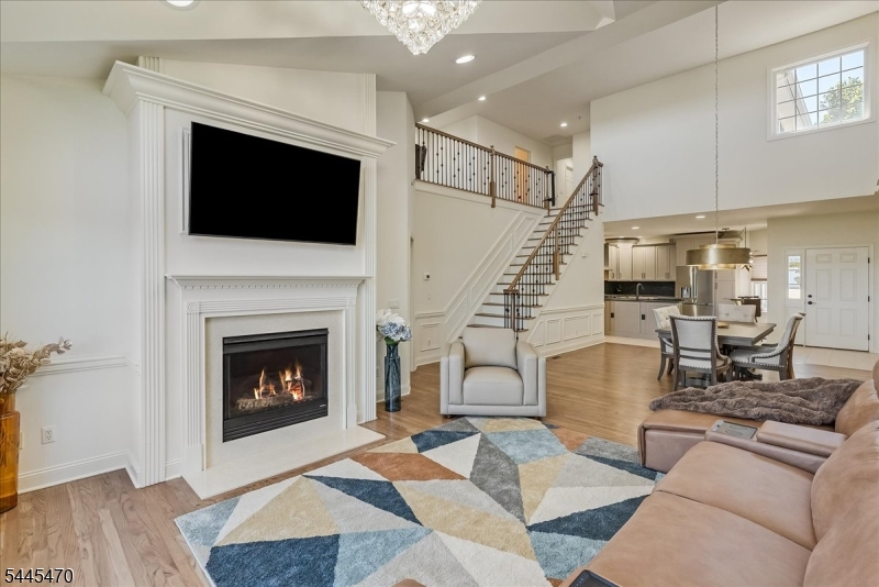 Inverness/Crystal Springs - Residential