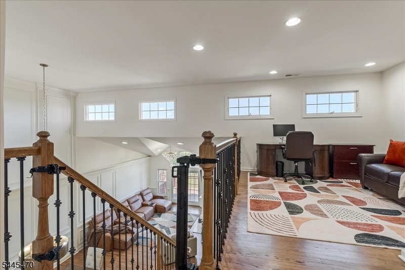 Inverness/Crystal Springs - Residential