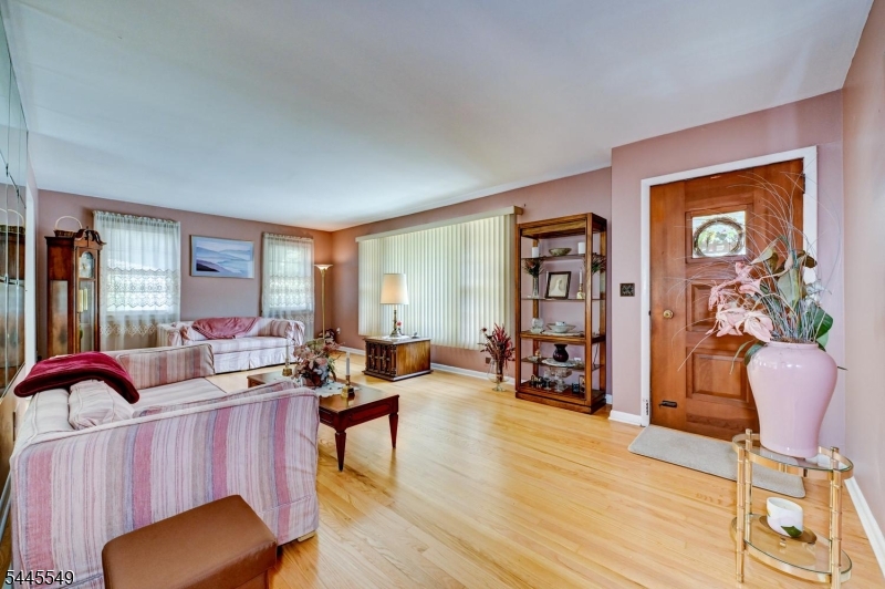 Wayne Border - Residential