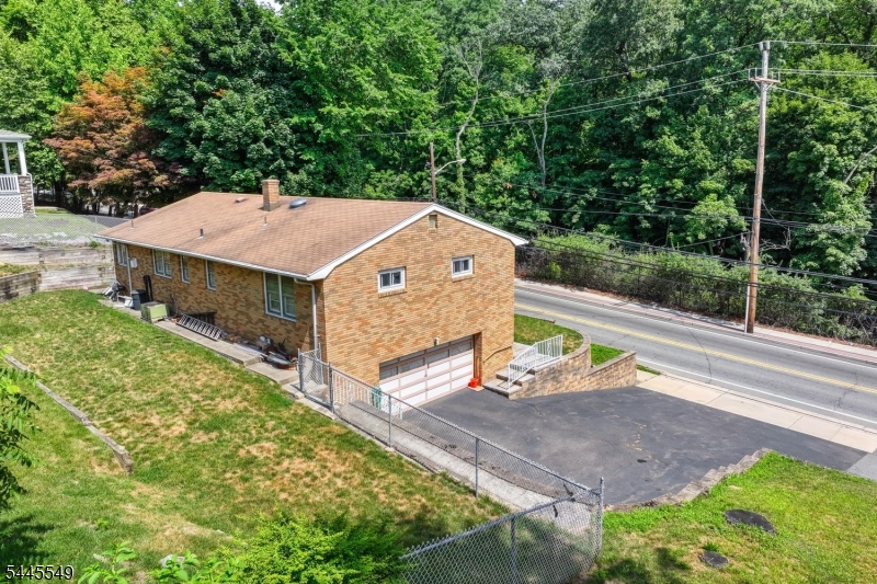 Wayne Border - Residential
