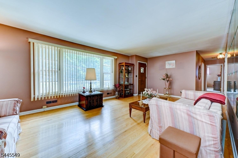 Wayne Border - Residential