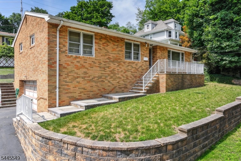 Wayne Border - Residential