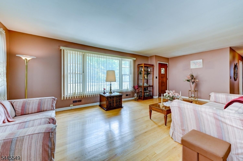 Wayne Border - Residential