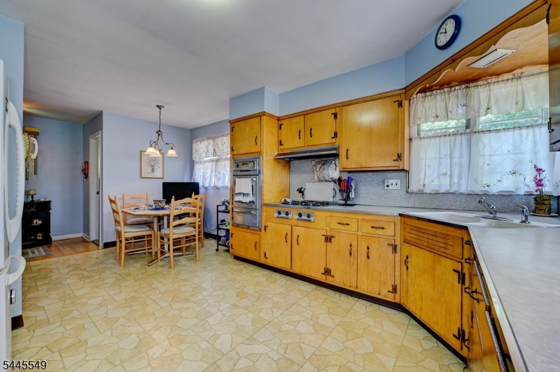 Wayne Border - Residential