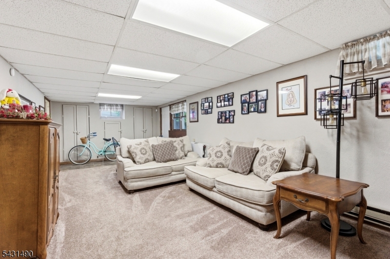 Lake Shawnee-Lake Front - Residential