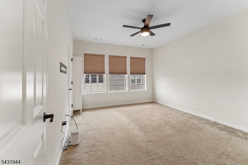Livingston Square - Residential