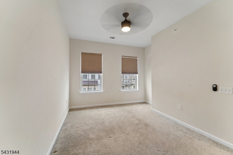 Livingston Square - Residential