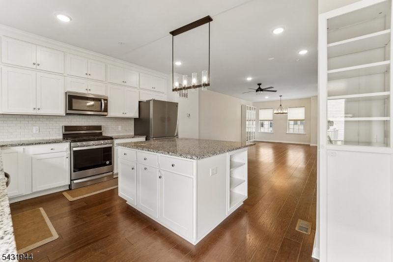 Livingston Square - Residential