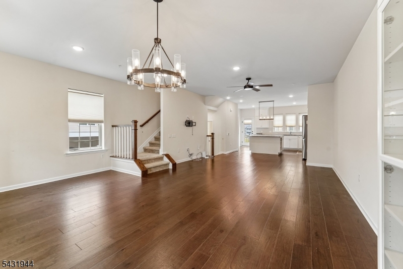 Livingston Square - Residential