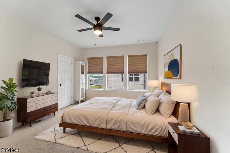Livingston Square - Residential