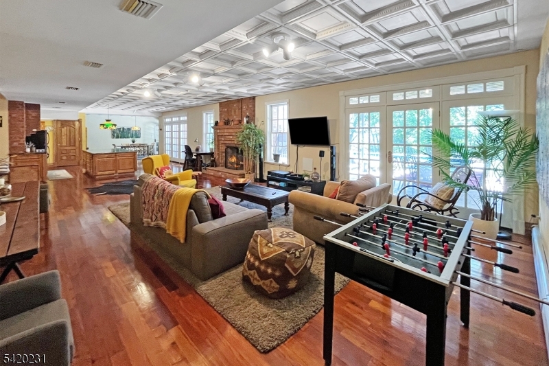 Oldwick Farms - Residential