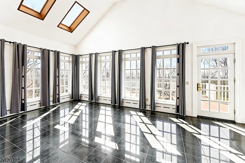 Oldwick Farms - Residential