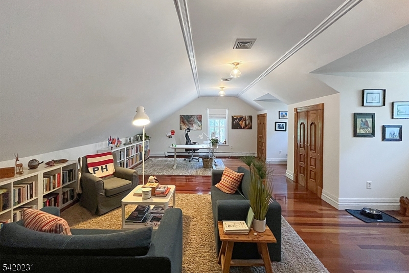 Oldwick Farms - Residential