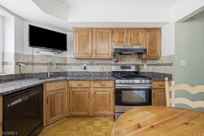 Hasting Square - Residential