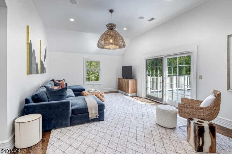 Bernardsville Mountain - Residential