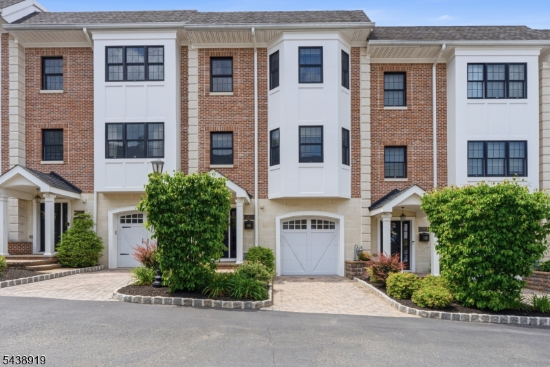 BROWNSTONES AT CALDWELL - Residential
