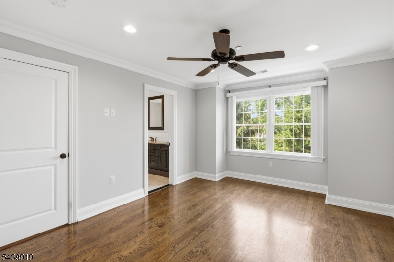 BROWNSTONES AT CALDWELL - Residential