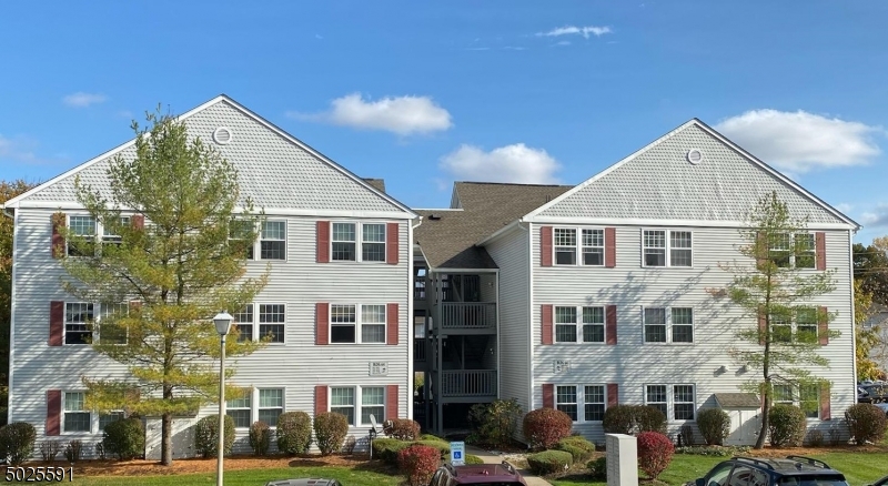 Why rent when you can buy? Move right in, this one bed, one bath unit won't last! This unit comes complete with newer SS appliances, newer washer/dryer, updated windows, HW floors in kitchen and dining room, newer carpet in bedroom and living room, updated bathroom and forced hot & central air. Extra storage in basement. Great location convenient for shopping, restaurants and access to route 80/46