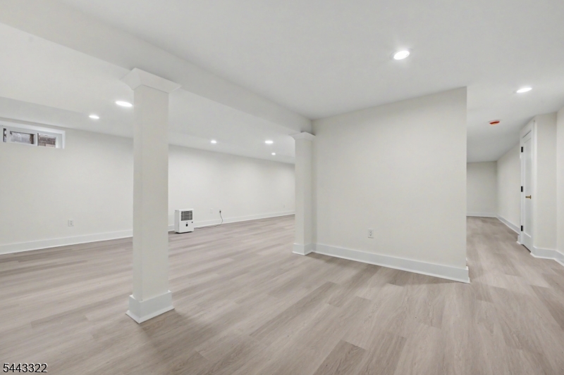 Nomahegan Park - Residential