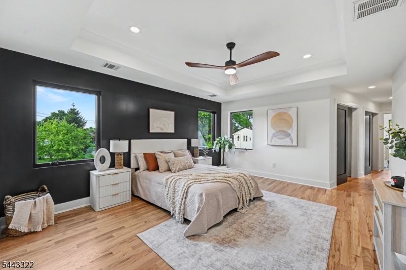 Nomahegan Park - Residential